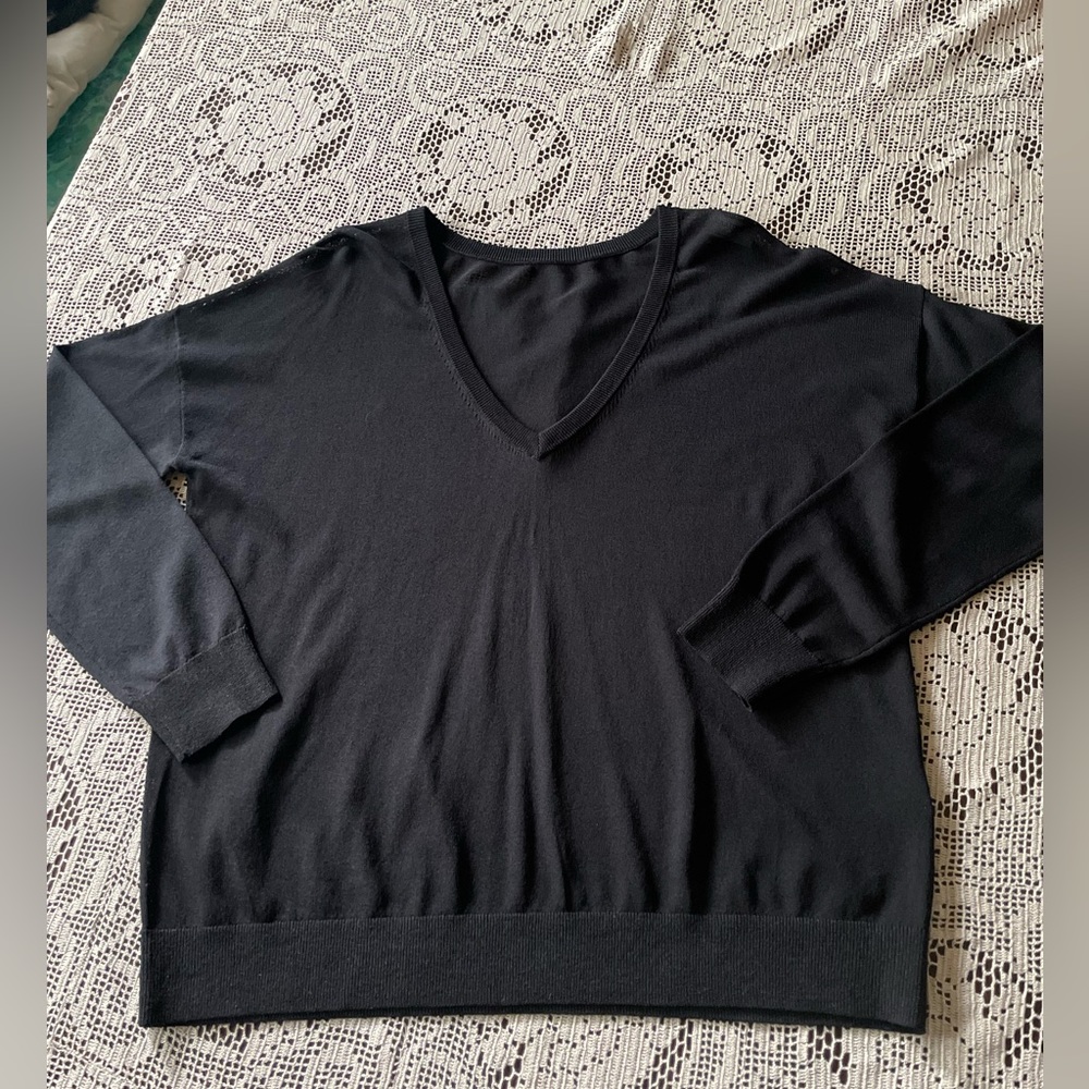 Aritzia Babaton Black Long Sleeve Sweater XS
